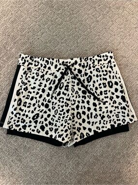 Tail Black and White Leopard Athletic Shorts